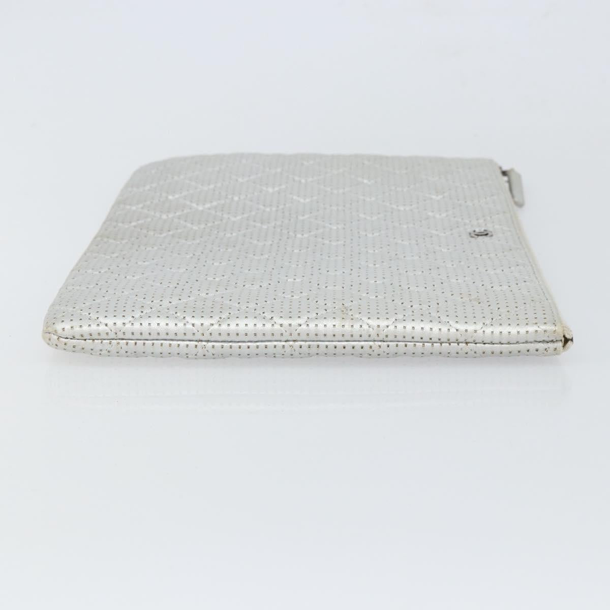 CHANEL Matelasse Punching Clutch Bag Leather Silver CC Auth mr1986