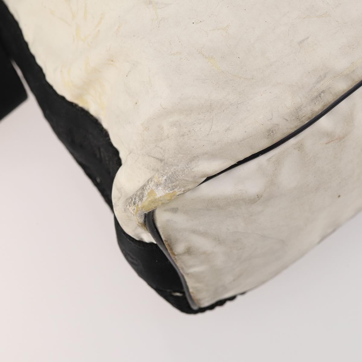 CHANEL Shoulder Bag Vinyl White CC Auth mr2043
