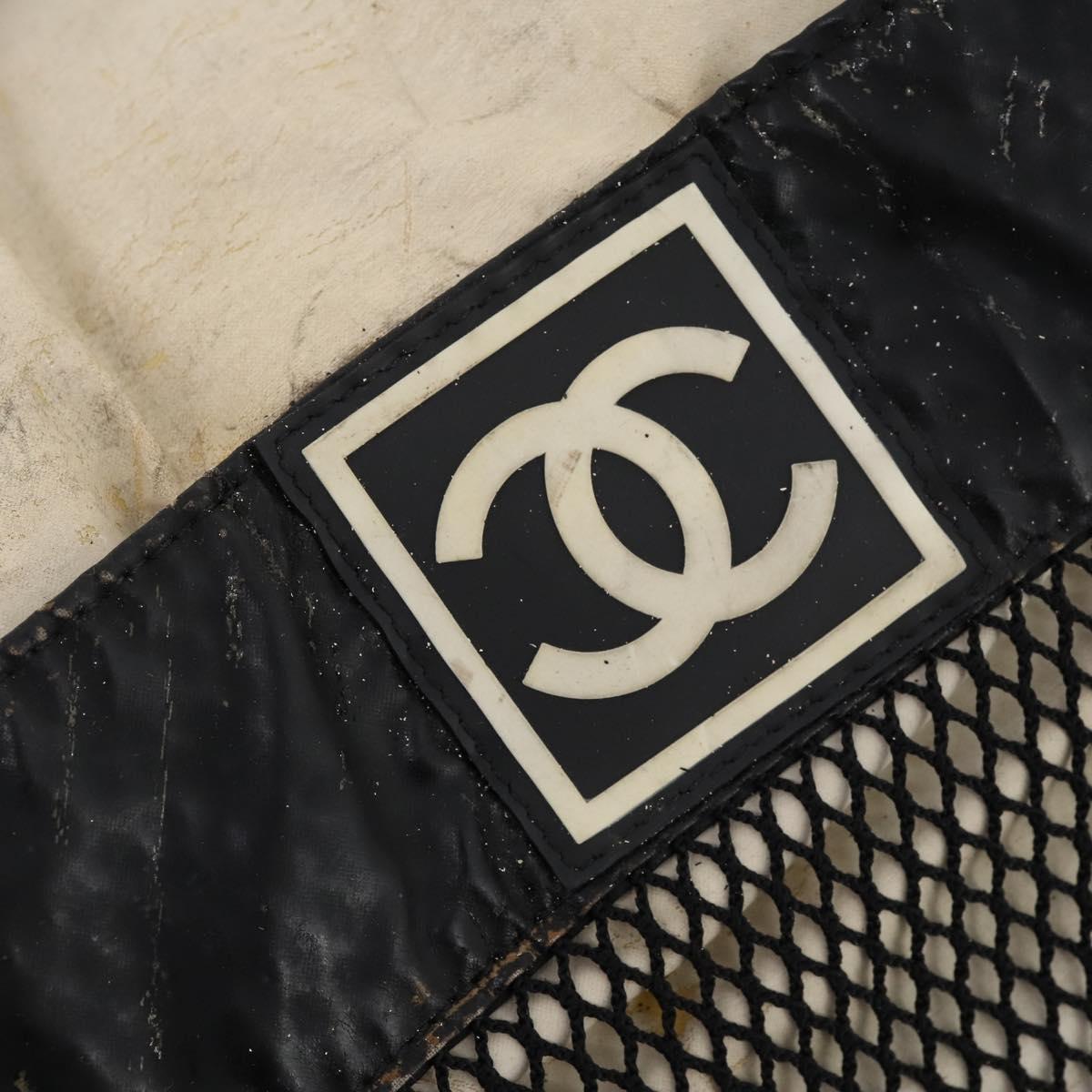 CHANEL Shoulder Bag Vinyl White CC Auth mr2043