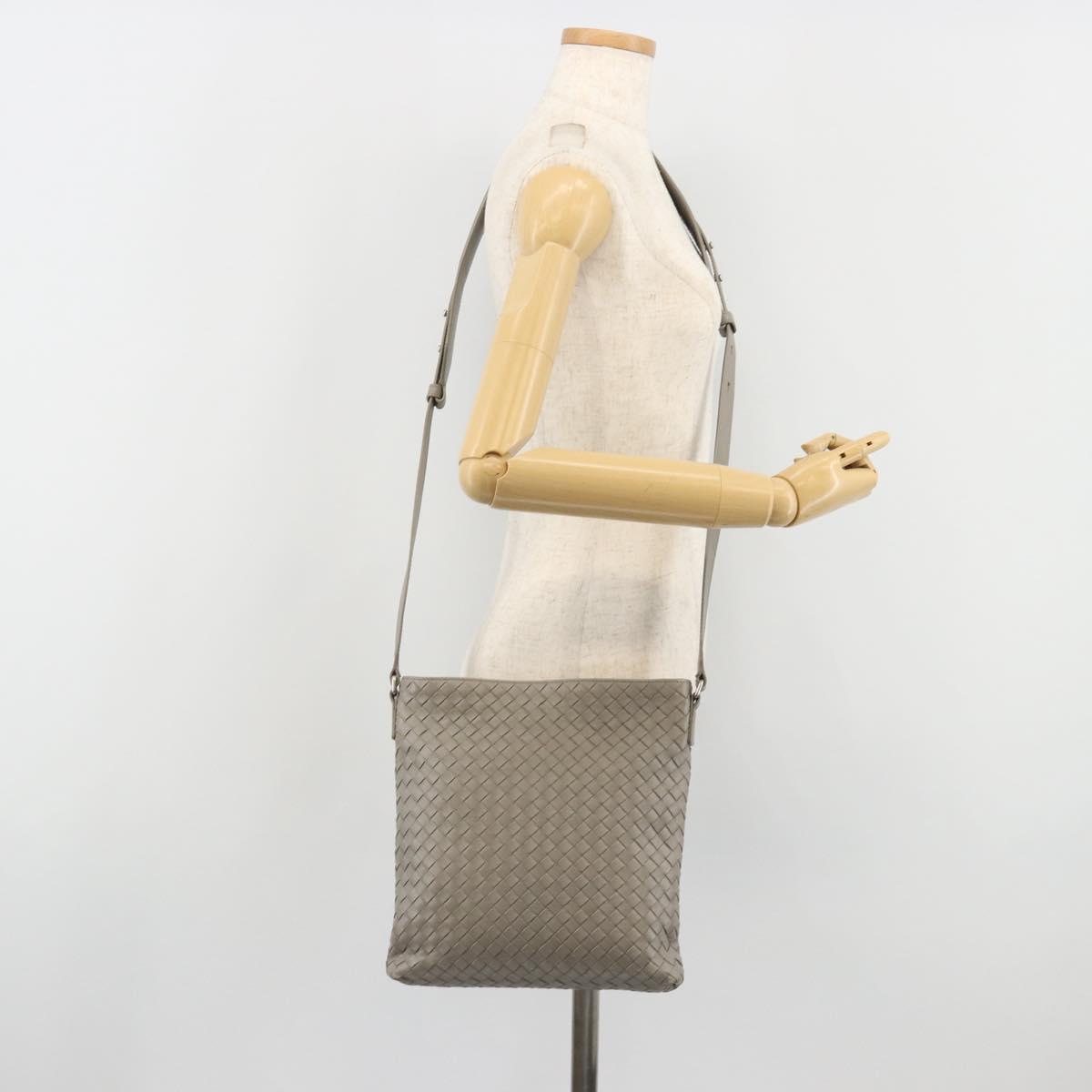 BOTTEGA VENETA INTRECCIATO Shoulder Bag Leather Gray Silver Auth mr2576A