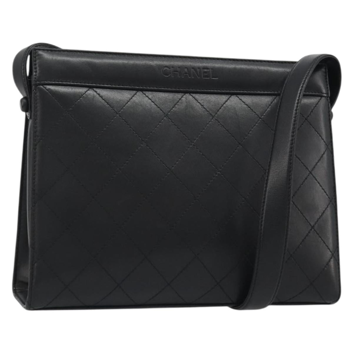 CHANEL Matelasse Shoulder Bag Leather Black Gold CC Auth mr2606V