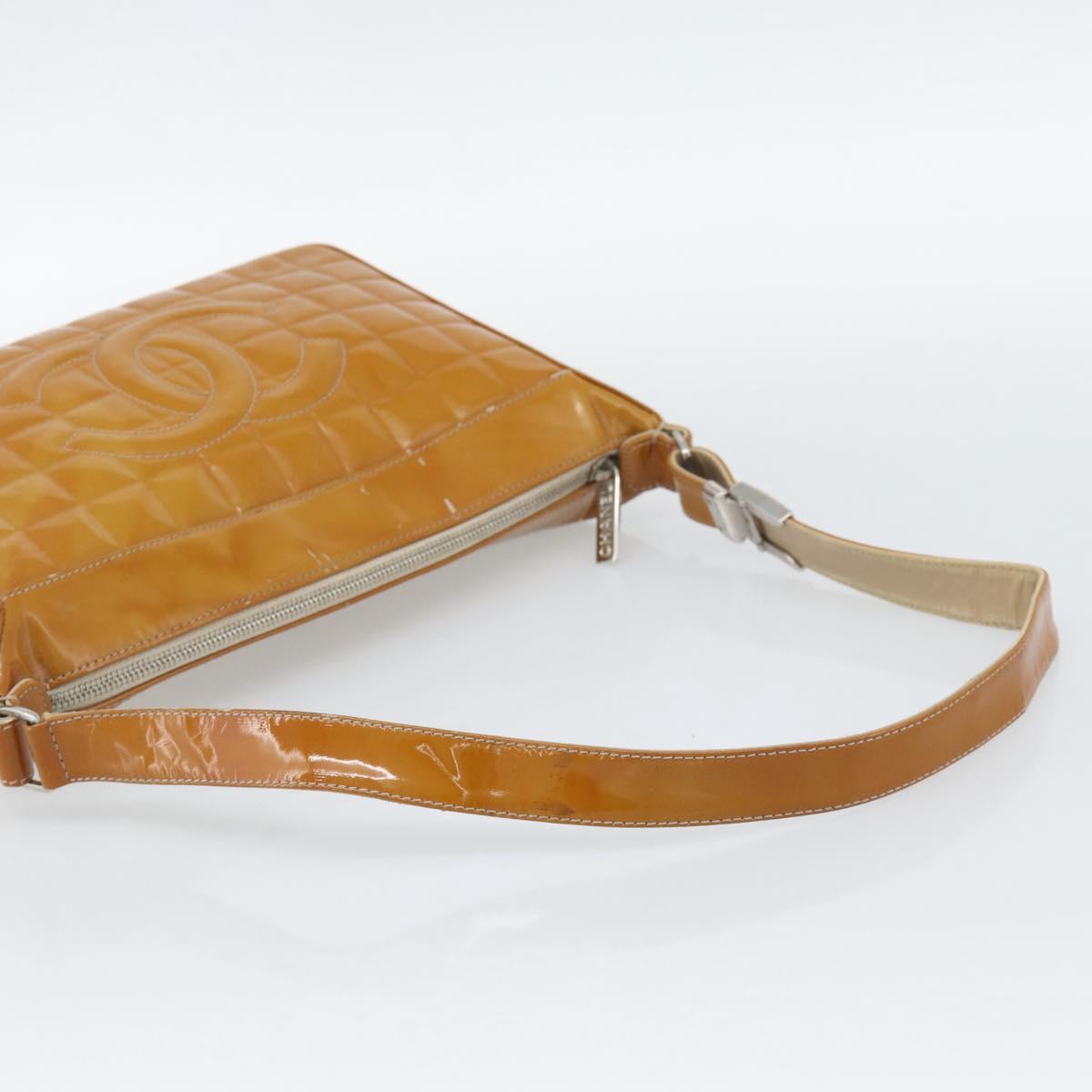 CHANEL Choco Bar Line Shoulder Bag Patent Leather Brown Silver CC Auth mr2768