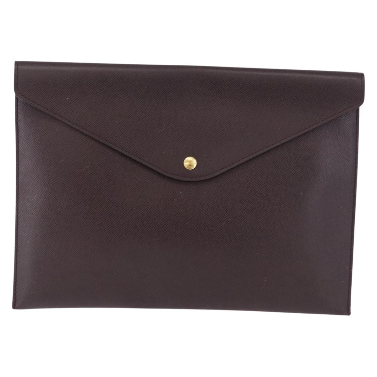 LOUIS VUITTON Taiga Document Case Pouch Acajou M99087 LV Auth mr2772