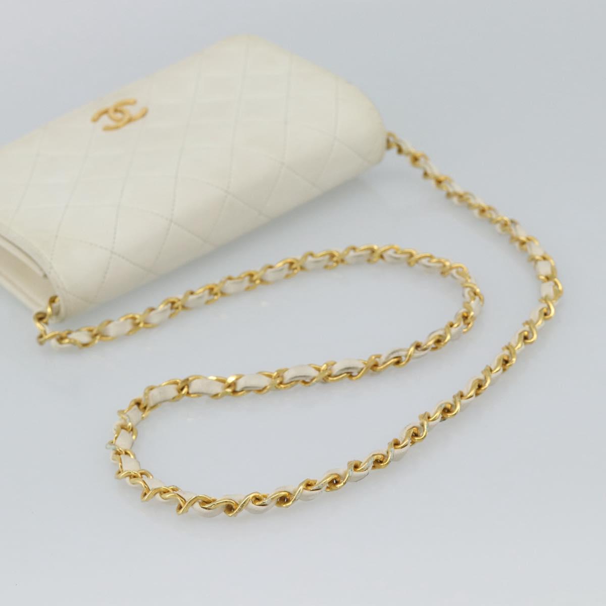 CHANEL Matelasse Chain Shoulder Bag Leather White Gold CC Auth mr2797