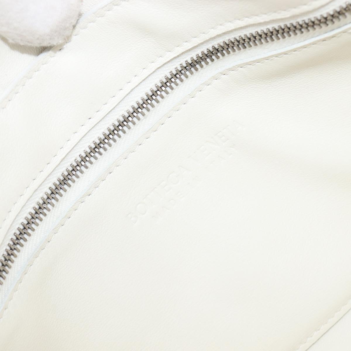 BOTTEGA VENETA MAXI INTRECCIATO Cassette Bag Leather White Silver Auth mr2874V