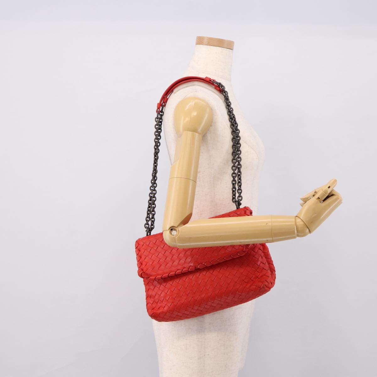 Bottega Veneta INTRECCIATO Chain Shoulder Bag Leather Red Auth mr2950A