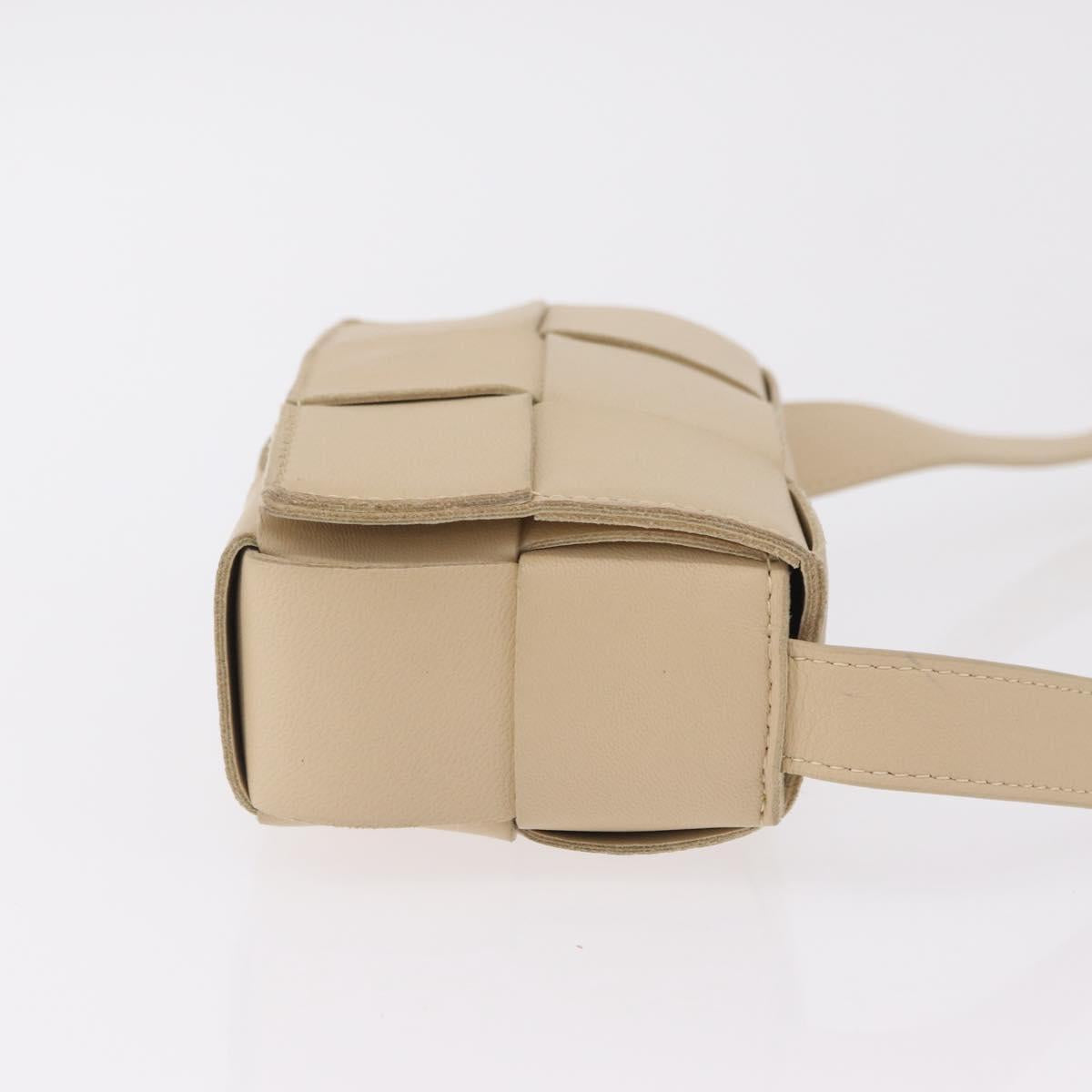 BOTTEGA VENETA MAXI INTRECCIATO Candy Cassette Bag Leather Beige Auth mr2981A