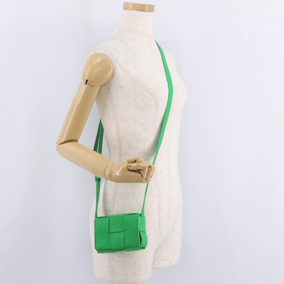 BOTTEGA VENETA MAXI INTRECCIATO Candy Cassette Bag Leather Green Auth mr3056A