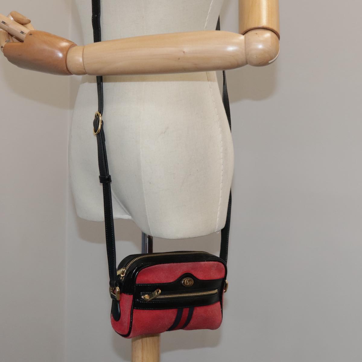 GUCCI Sherry Line Shoulder Bag Suede Red Navy Auth mr825