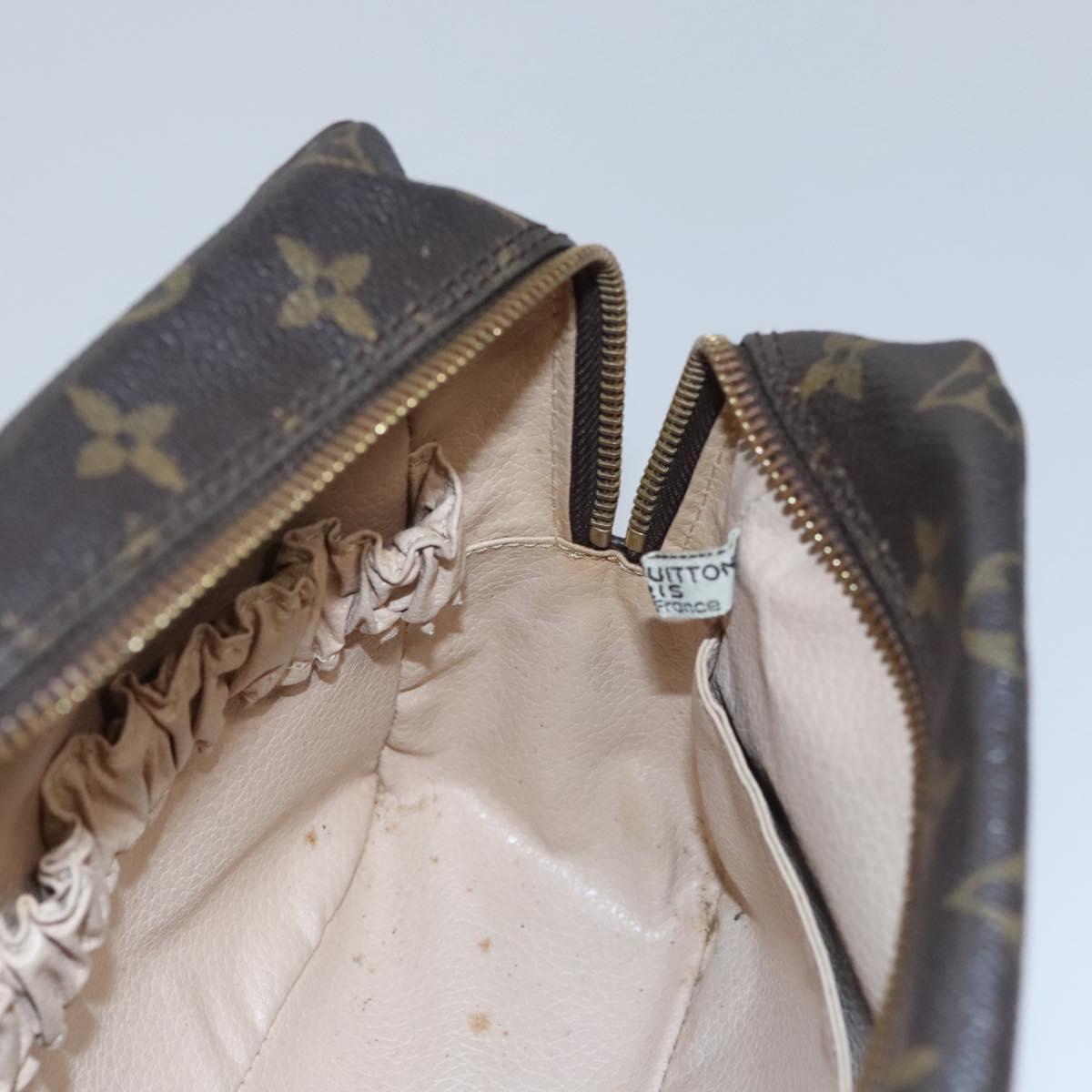 LOUIS VUITTON Monogram Trousse Toilette 28 Clutch Bag M47522 LV Auth MY040