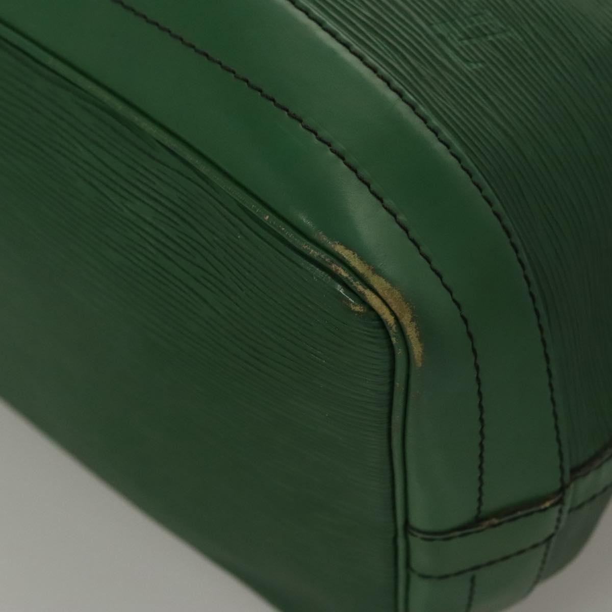 LOUIS VUITTON Epi Noe Shoulder Bag Green M44004 LV Auth MY449