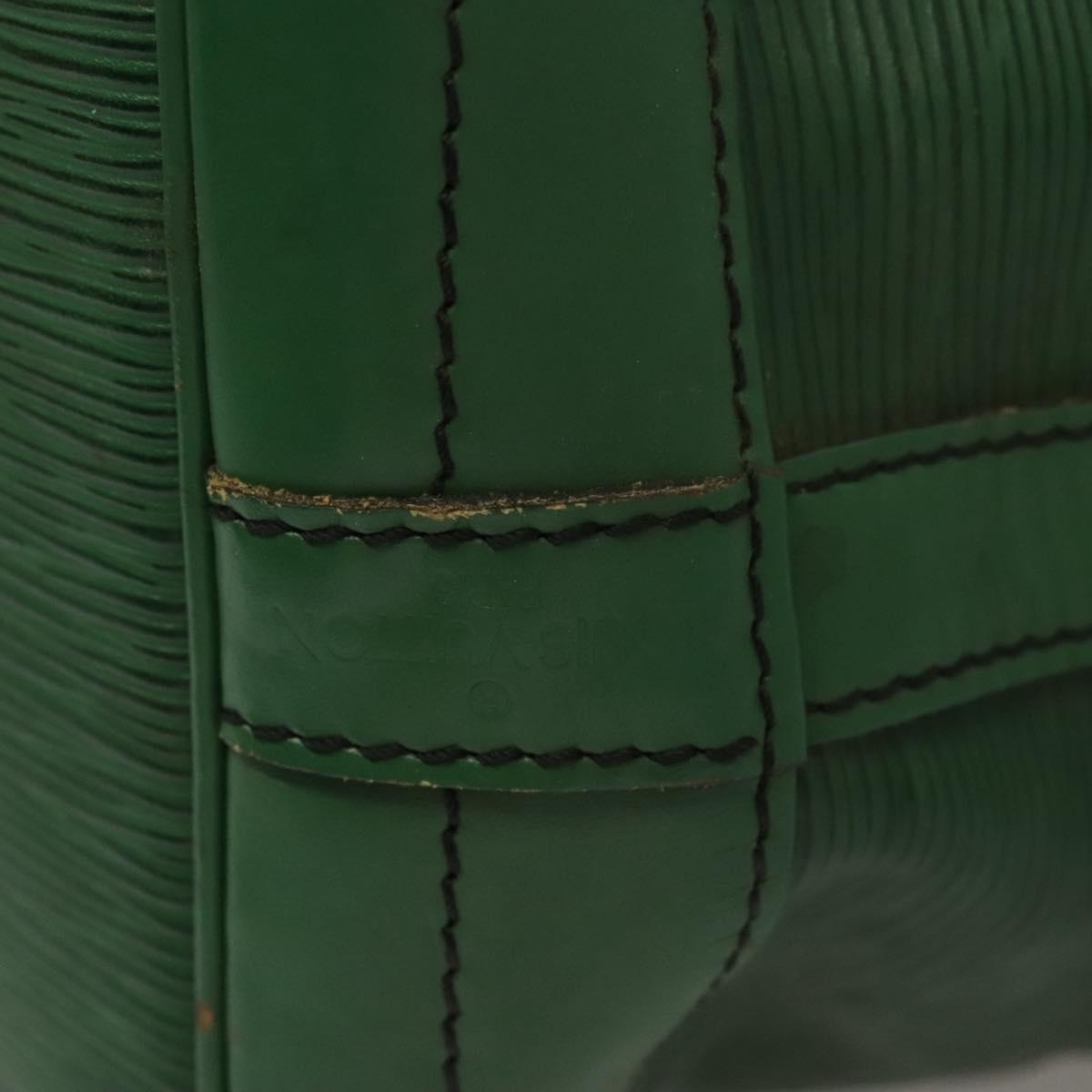 LOUIS VUITTON Epi Noe Shoulder Bag Green M44004 LV Auth MY449