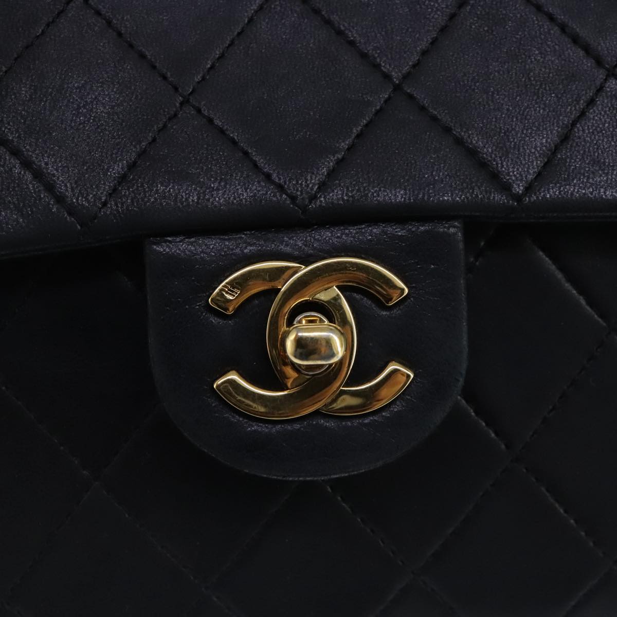CHANEL Mini Materasse 17 Chain Hand Bag Lamb Skin Black Gold CC Auth PP027