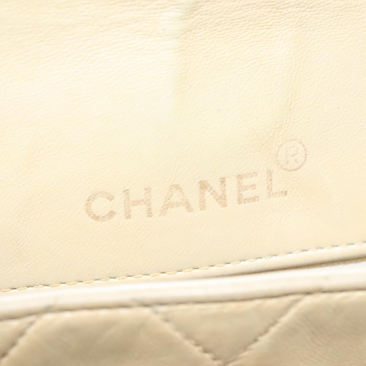CHANEL Diana 25 Chain Shoulder Bag Lamb Skin Beige Gold CC Auth PP039