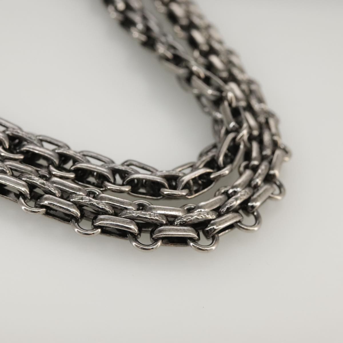 CHANEL Matelasse 25.5 Double Chain Bag Coated leather Silver tone CC Auth PP046
