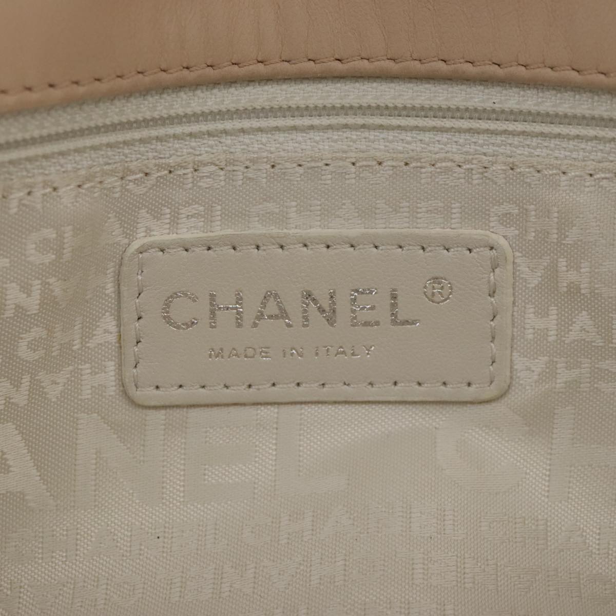 CHANEL Matelasse Chain Shoulder Bag Caviar Skin Pink CC Auth PP047