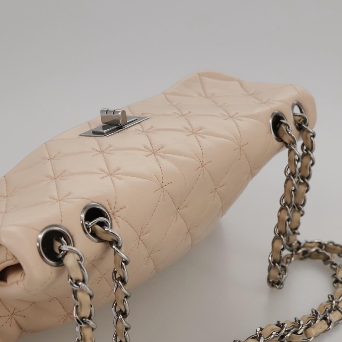 CHANEL Matelasse Chain Shoulder Bag Caviar Skin Pink CC Auth PP047