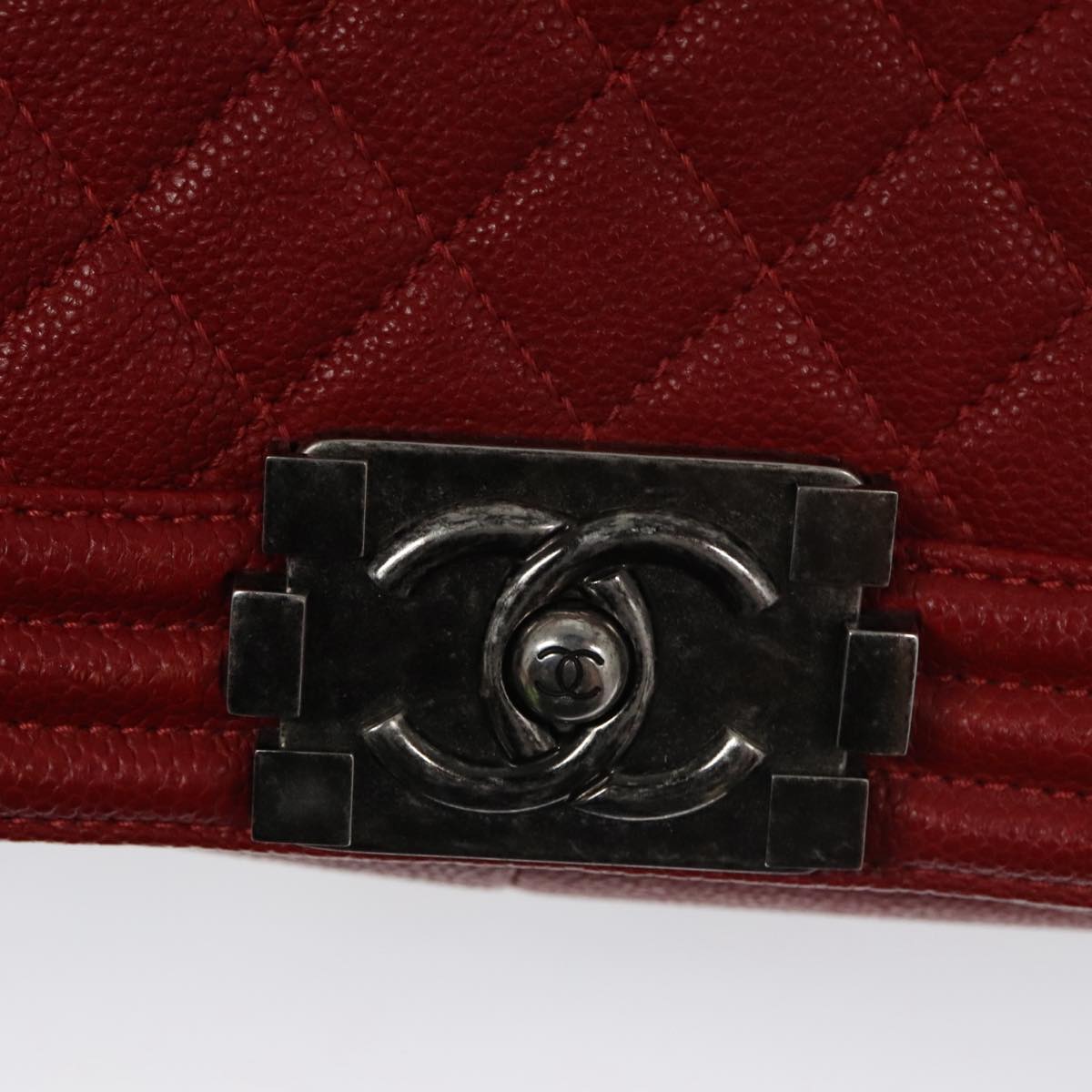 CHANEL Matelasse Chain Shoulder Bag Caviar Skin Red Gold CC Auth PP074