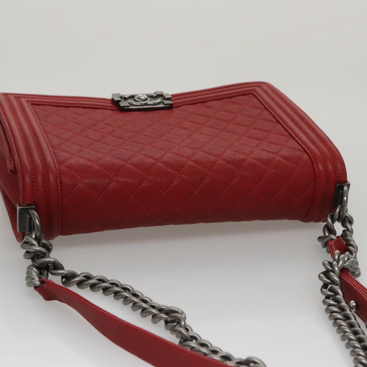 CHANEL Matelasse Chain Shoulder Bag Caviar Skin Red Gold CC Auth PP074