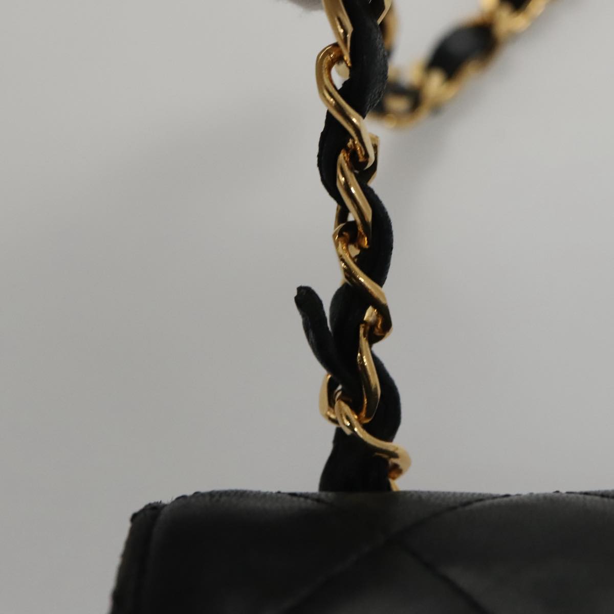 CHANEL Matelasse Chain Shoulder Bag Lamb Skin Black Gold CC Auth PP076