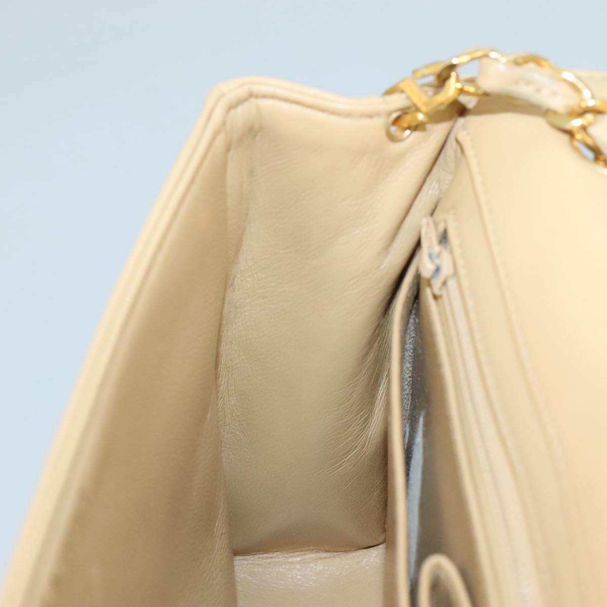 CHANEL Matelasse Chain Shoulder Bag Lamb Skin Beige Gold CC Auth PP077