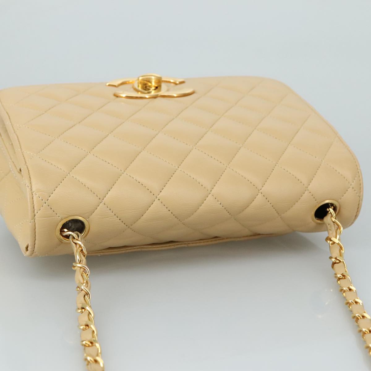 CHANEL Matelasse Chain Shoulder Bag Lamb Skin Beige Gold CC Auth PP077