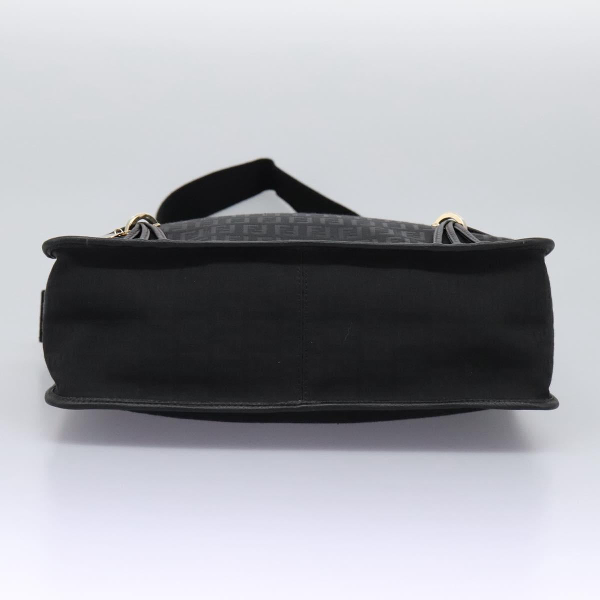 FENDI Zucchino Canvas Shoulder Bag Black Auth PP376V