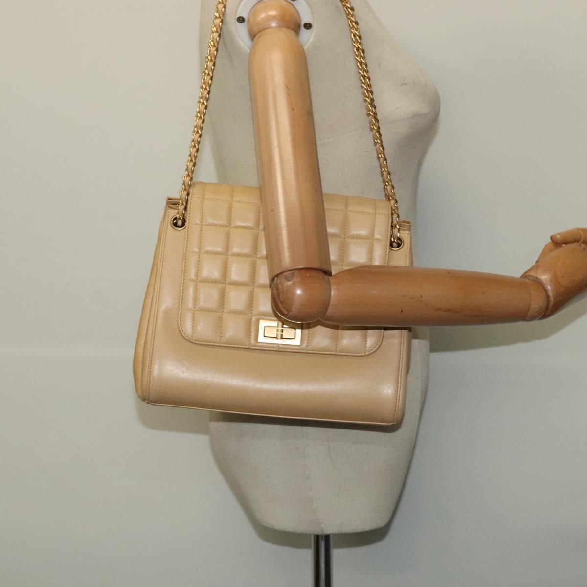 CHANEL Choco Bar Chain Shoulder Bag Leather Beige Gold CC Auth PP645