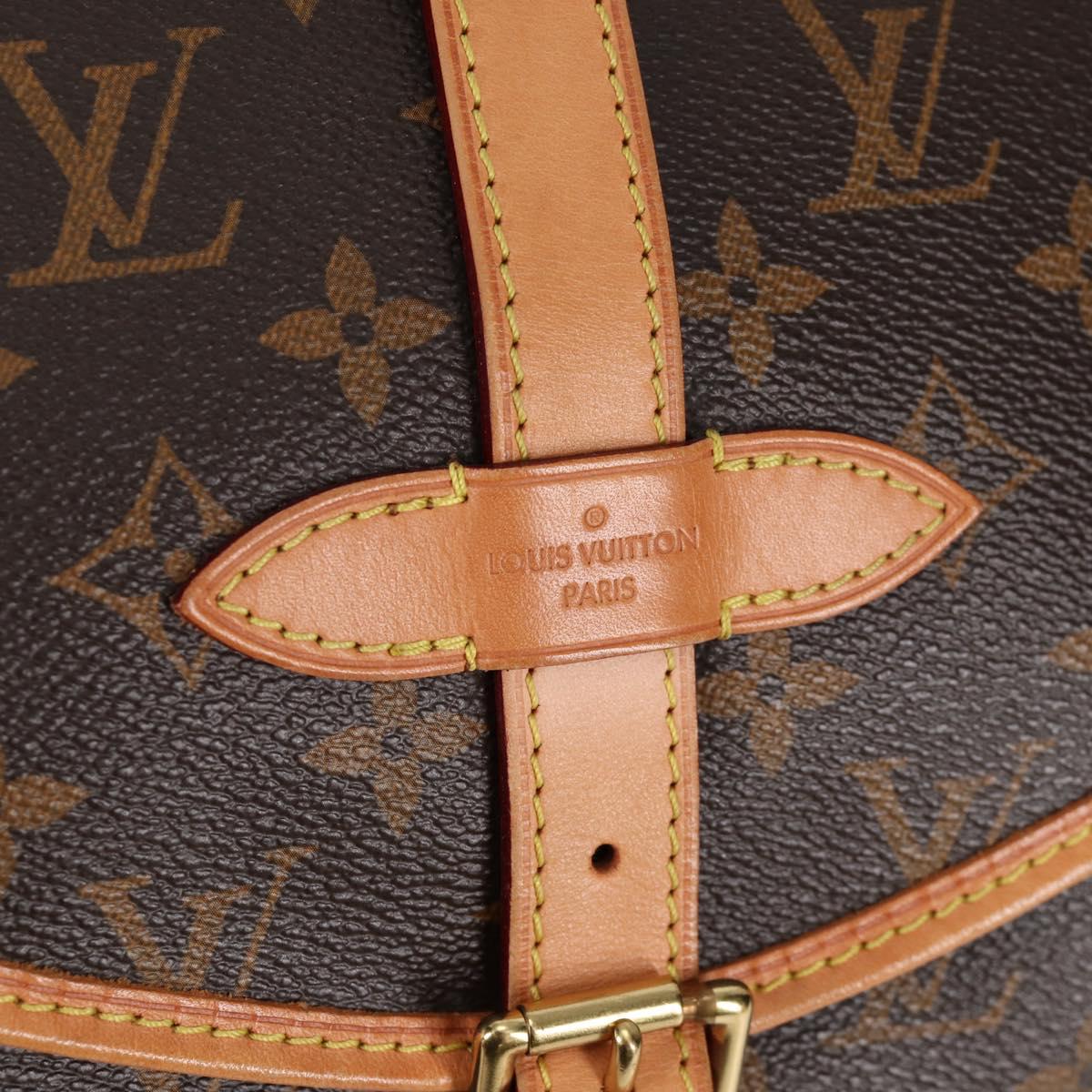 LOUIS VUITTON Monogram Saumur 35 Shoulder Bag M42254 LV Auth PP736V