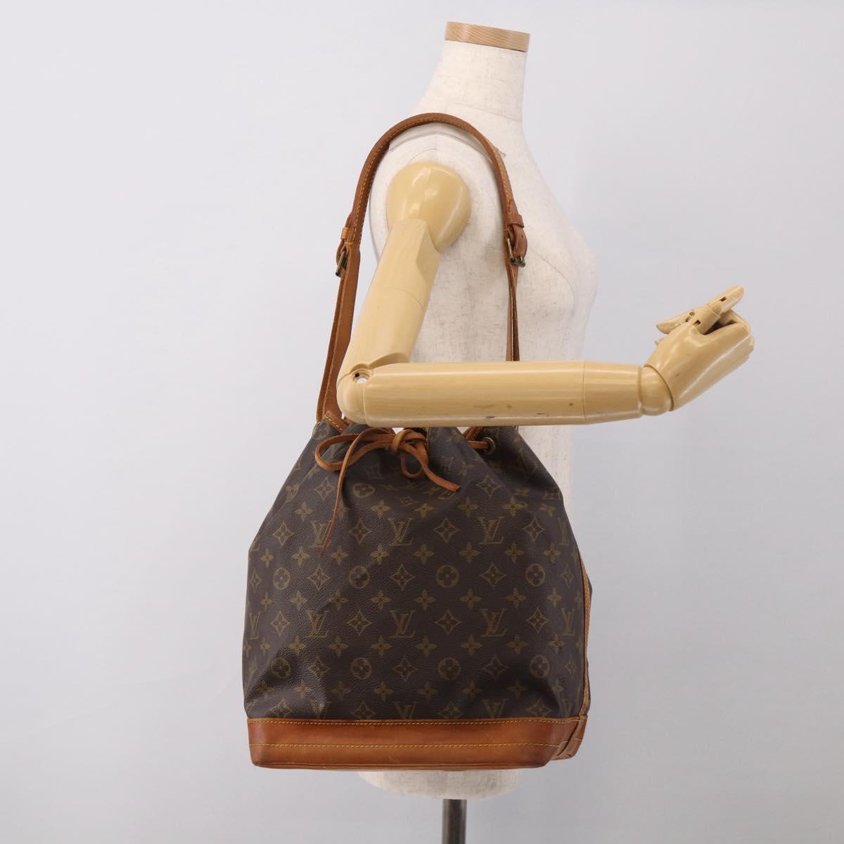 LOUIS VUITTON Monogram Noe Shoulder Bag M42224 LV Auth RV004