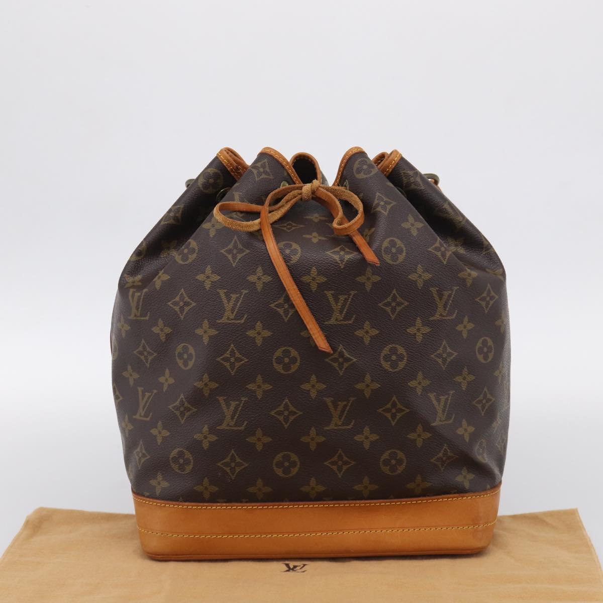 LOUIS VUITTON Monogram Noe Shoulder Bag M42224 LV Auth RV023V