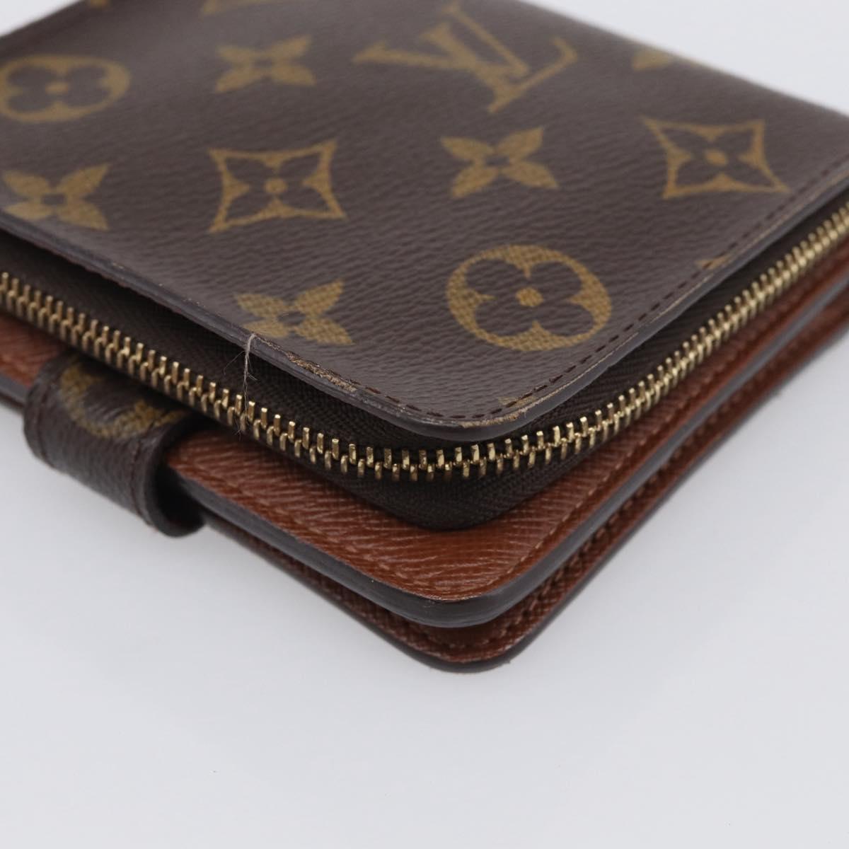 LOUIS VUITTON Monogram Compact Zip Wallet M61667 LV Auth RV047