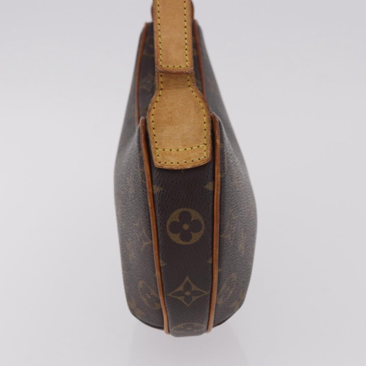 LOUIS VUITTON Monogram Pochette Croissant Shoulder Bag M51510 LV Auth S1786