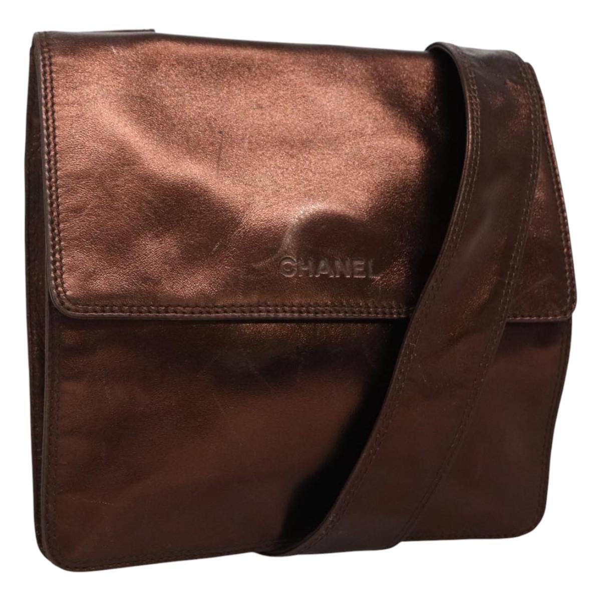 CHANEL Shoulder Bag Leather Brown CC Auth sw110