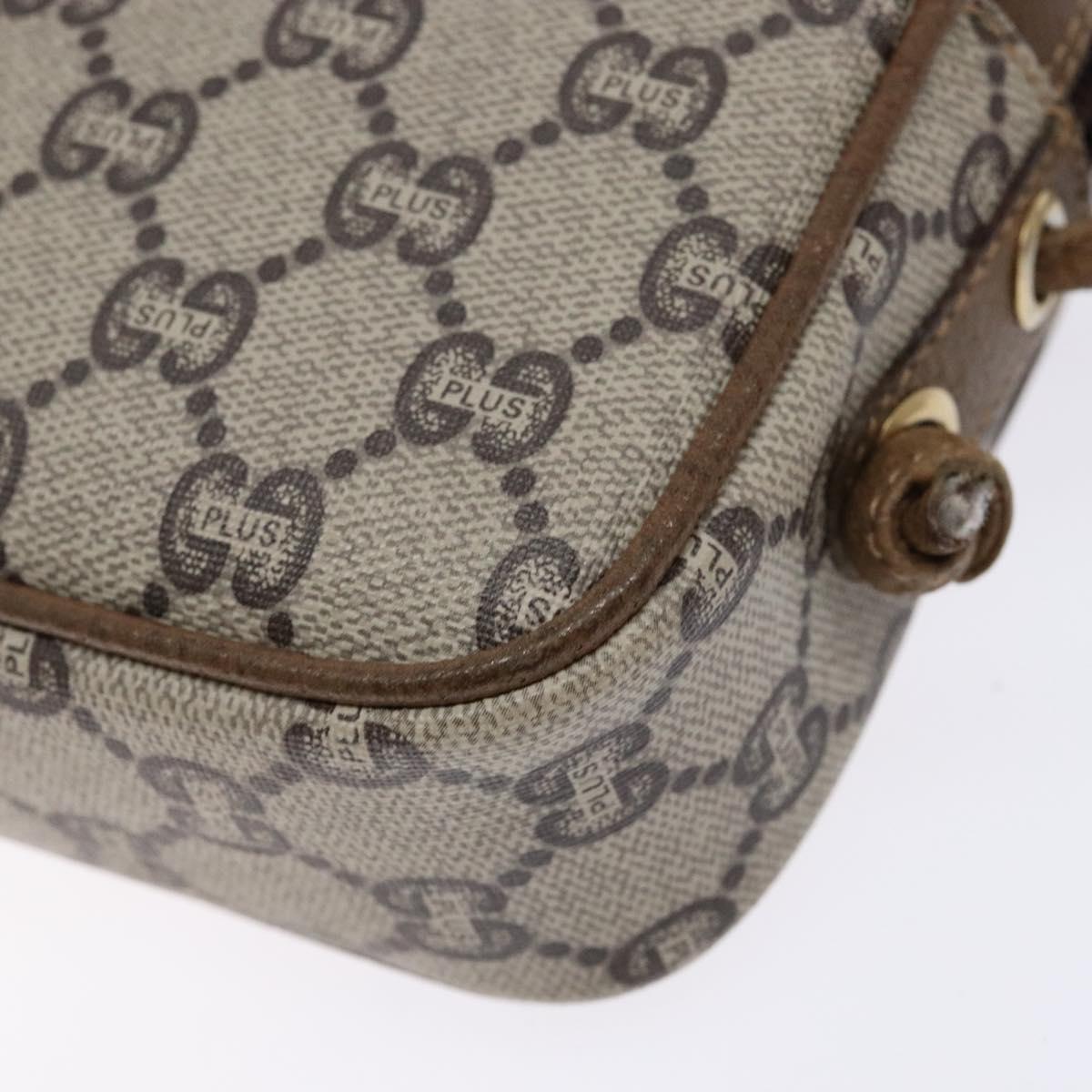 GUCCI GG Plus Supreme Shoulder Bag PVC Beige Gold Auth sw1190