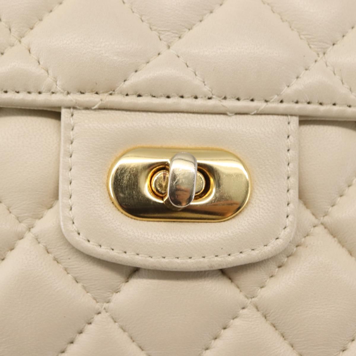 GIVENCHY Chain Shoulder Bag Leather White Auth sw1598