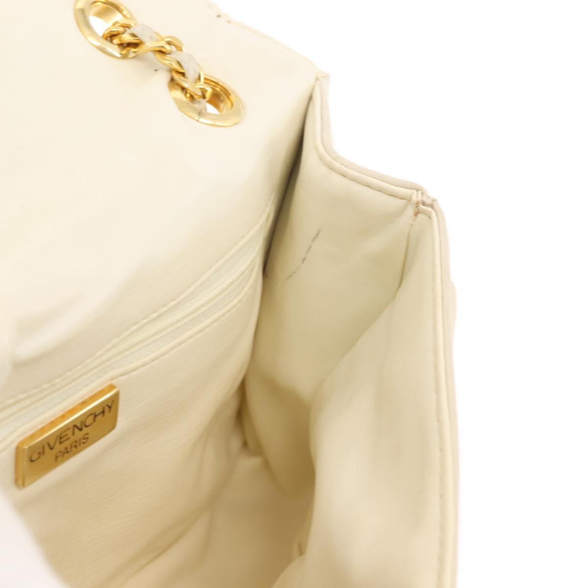 GIVENCHY Chain Shoulder Bag Leather White Auth sw1598