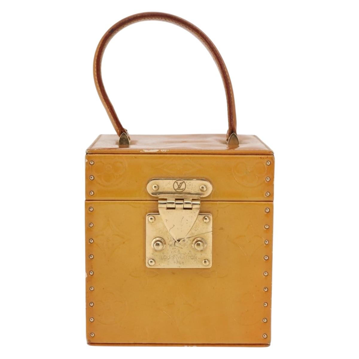 LOUIS VUITTON Monogram Vernis Bleecker Cosmetic Pouch Beige M91002 Auth SW1727