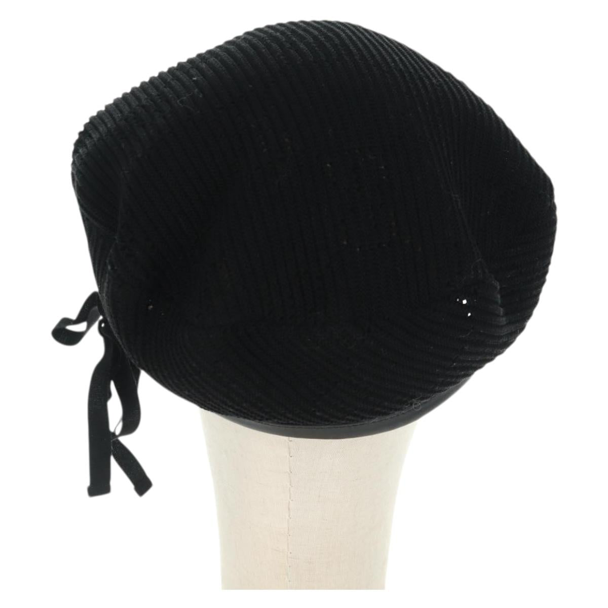 GUCCI Crochet Beret Hat Cotton L Black Auth SW2117SAM
