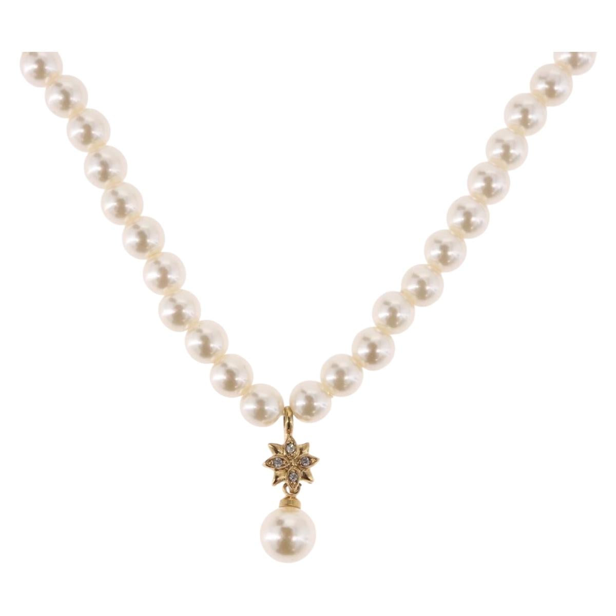 Christian Dior Pearl Necklace Metal White Gold Auth SW2525A