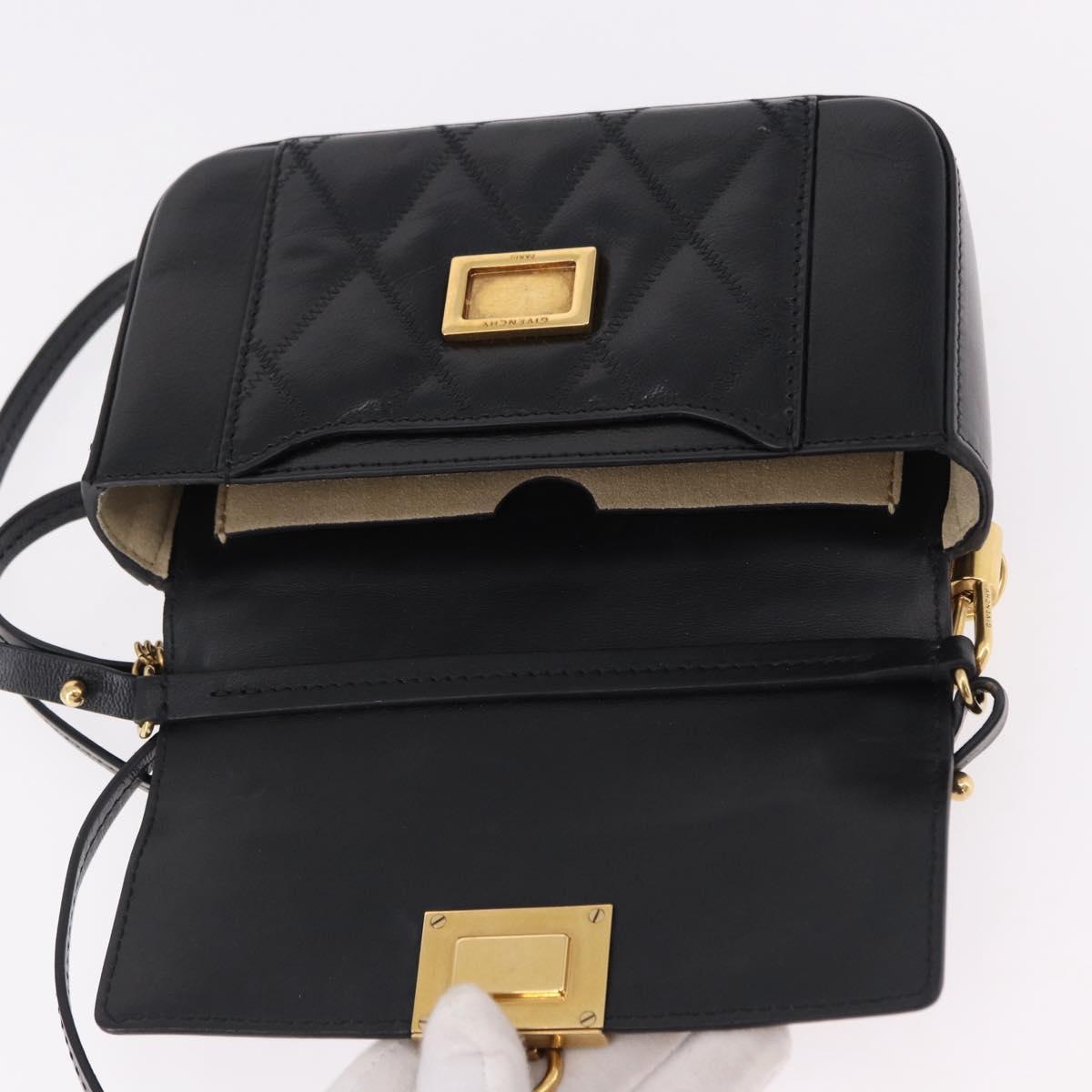 GIVENCHY Chain Shoulder Bag Leather Black Gold Auth SW2652M