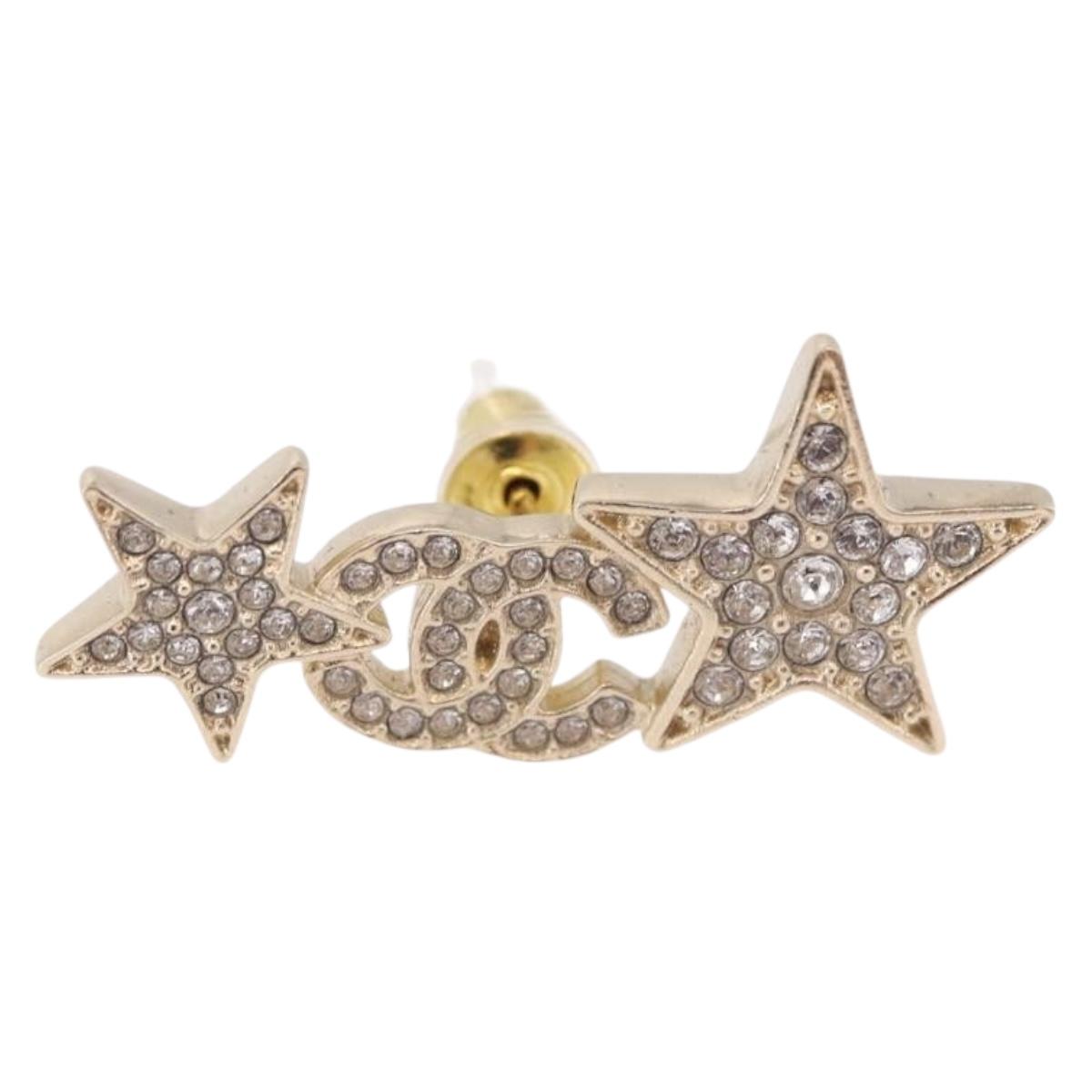 CHANEL Rhinestone COCO Mark Earring Metal Gold Tone CC Auth SW2653SM