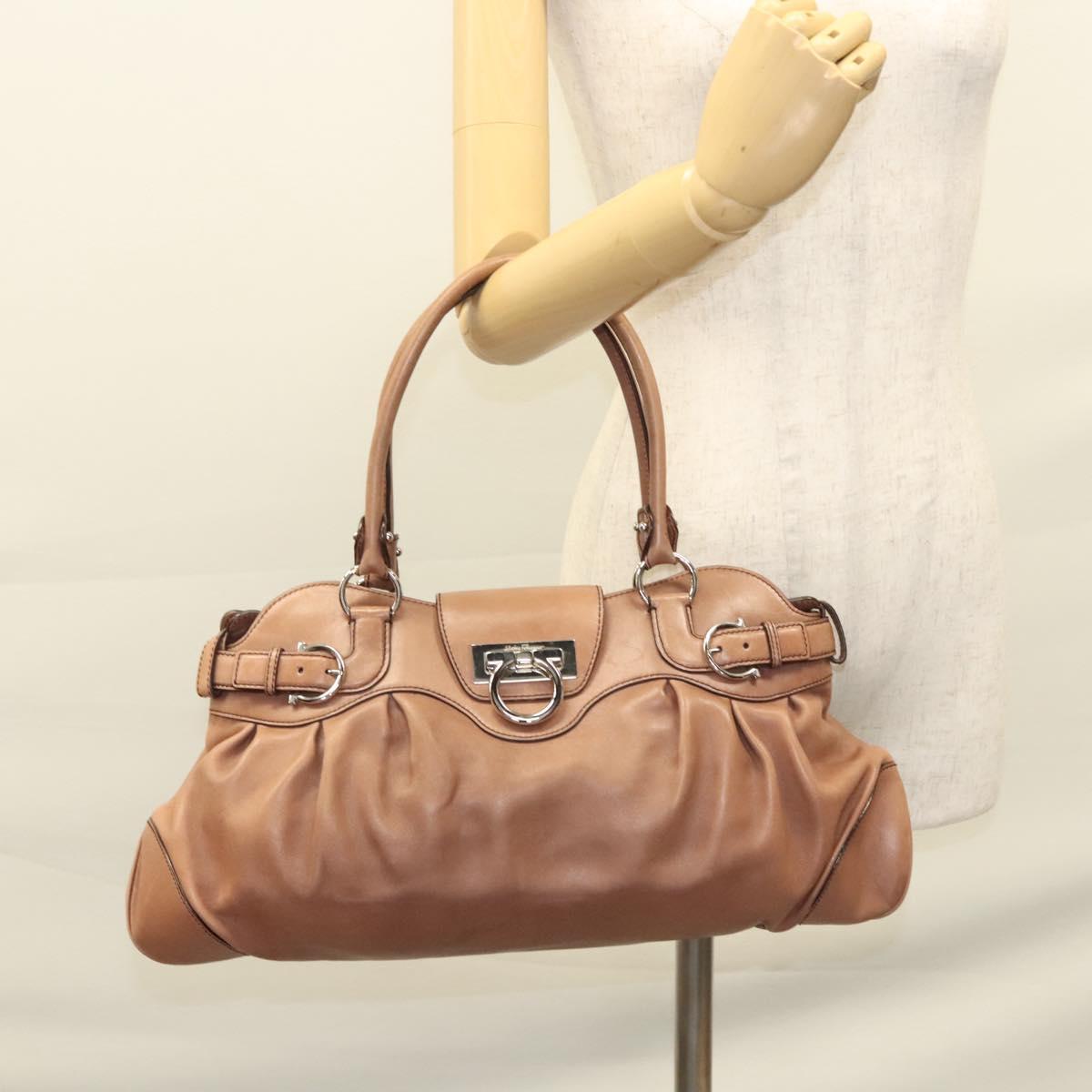 Salvatore Ferragamo Gancini Shoulder Bag Leather Beige Silver Auth sw460