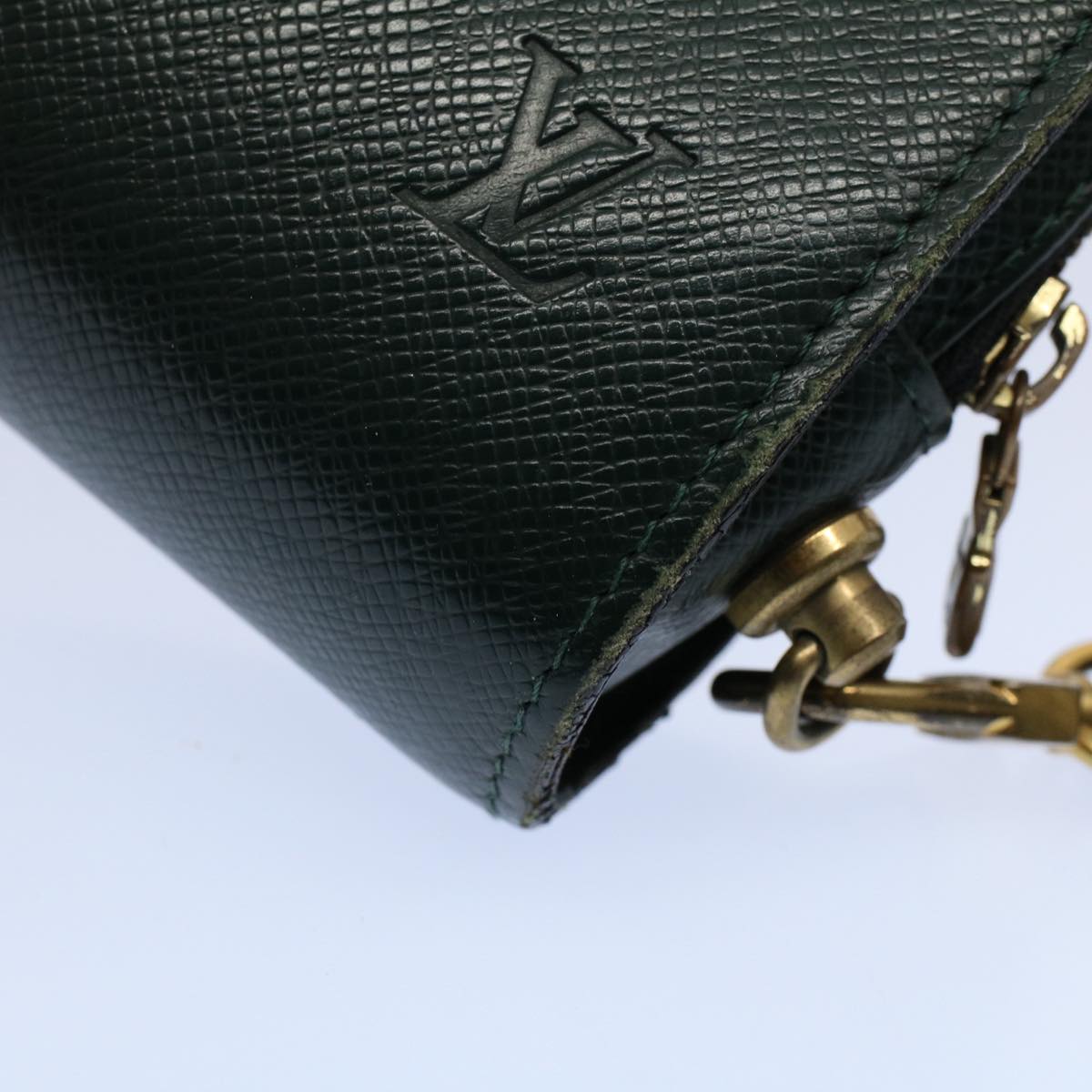LOUIS VUITTON Taiga Baikal Clutch Bag Epicea M30184 LV Auth th4000