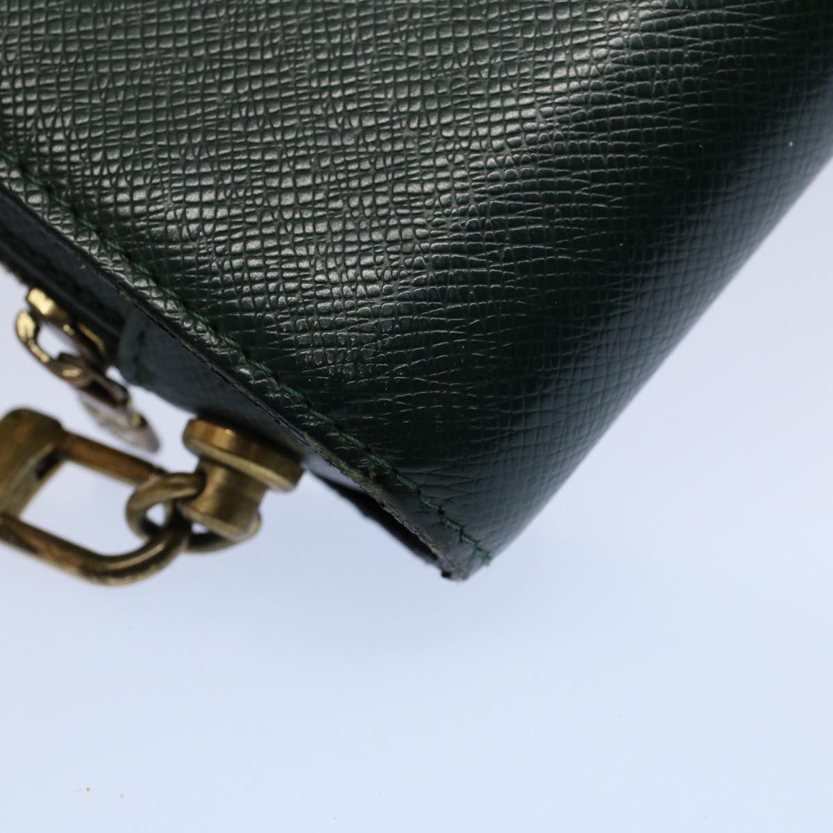 LOUIS VUITTON Taiga Baikal Clutch Bag Epicea M30184 LV Auth th4000