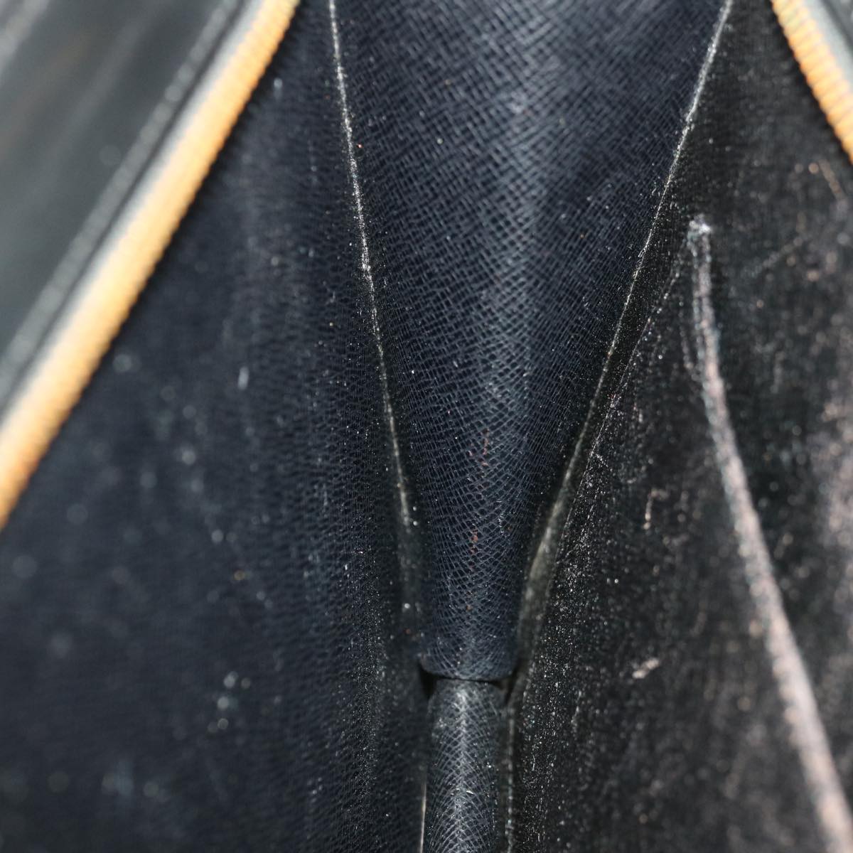 LOUIS VUITTON Epi Pochette Homme Clutch Bag Black M52522 LV Auth th4538