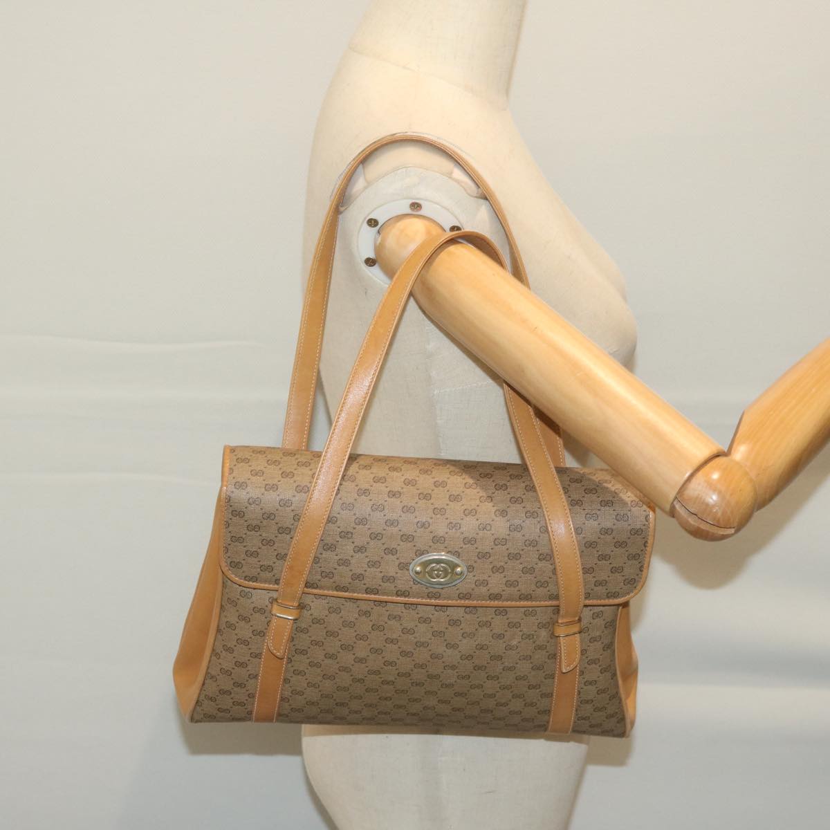 GUCCI Micro GG Supreme Hand Bag PVC Leather Beige 000 46 4857 Auth th4558