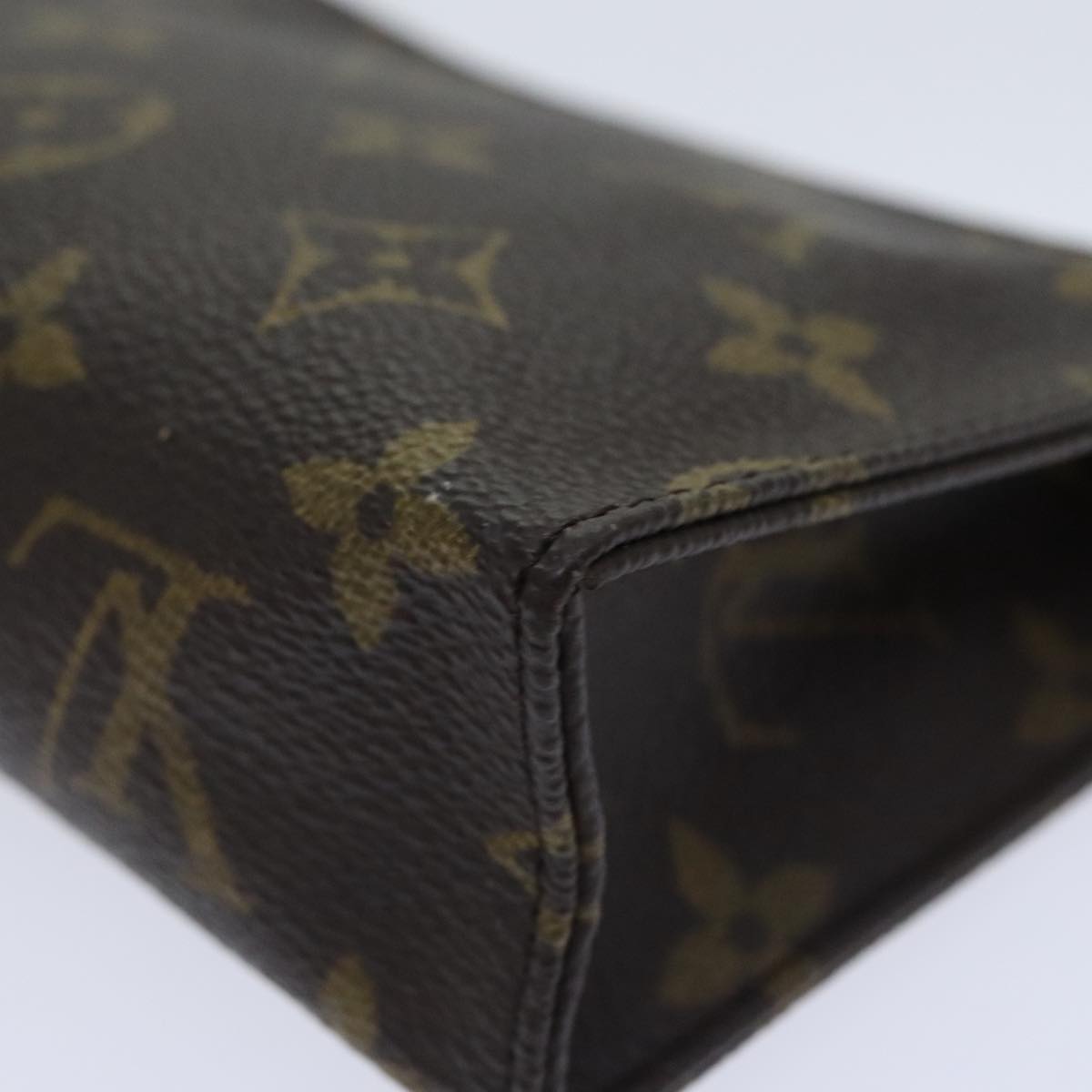 LOUIS VUITTON Monogram Poche Toilette 15 Pouch M47546 LV Auth th5308