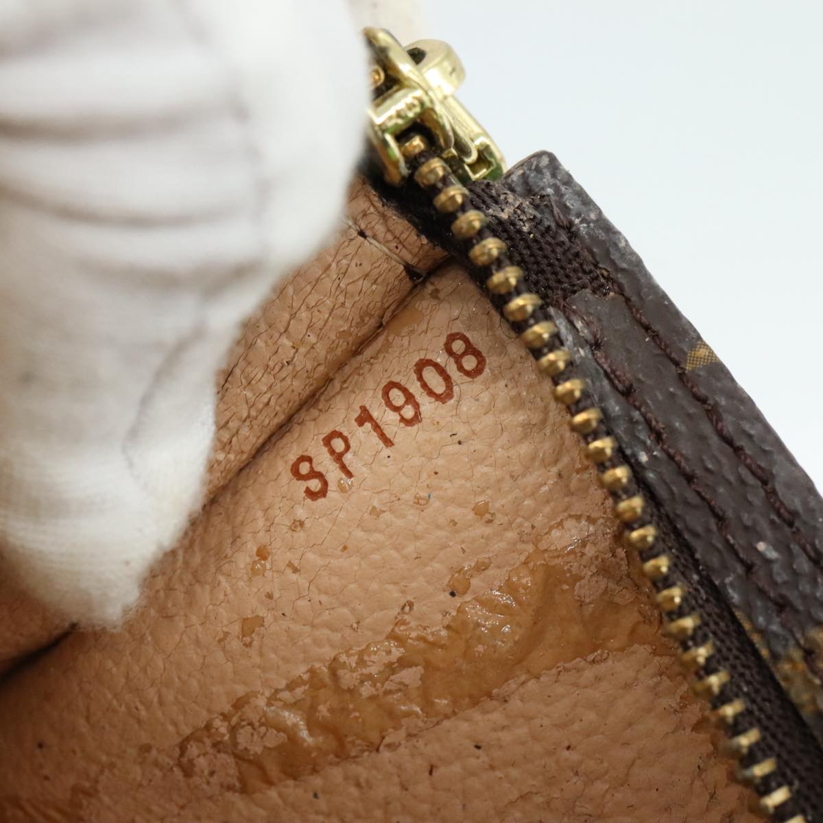 LOUIS VUITTON Monogram Bucket GM Pouch Accessory Pouch LV Auth th5503