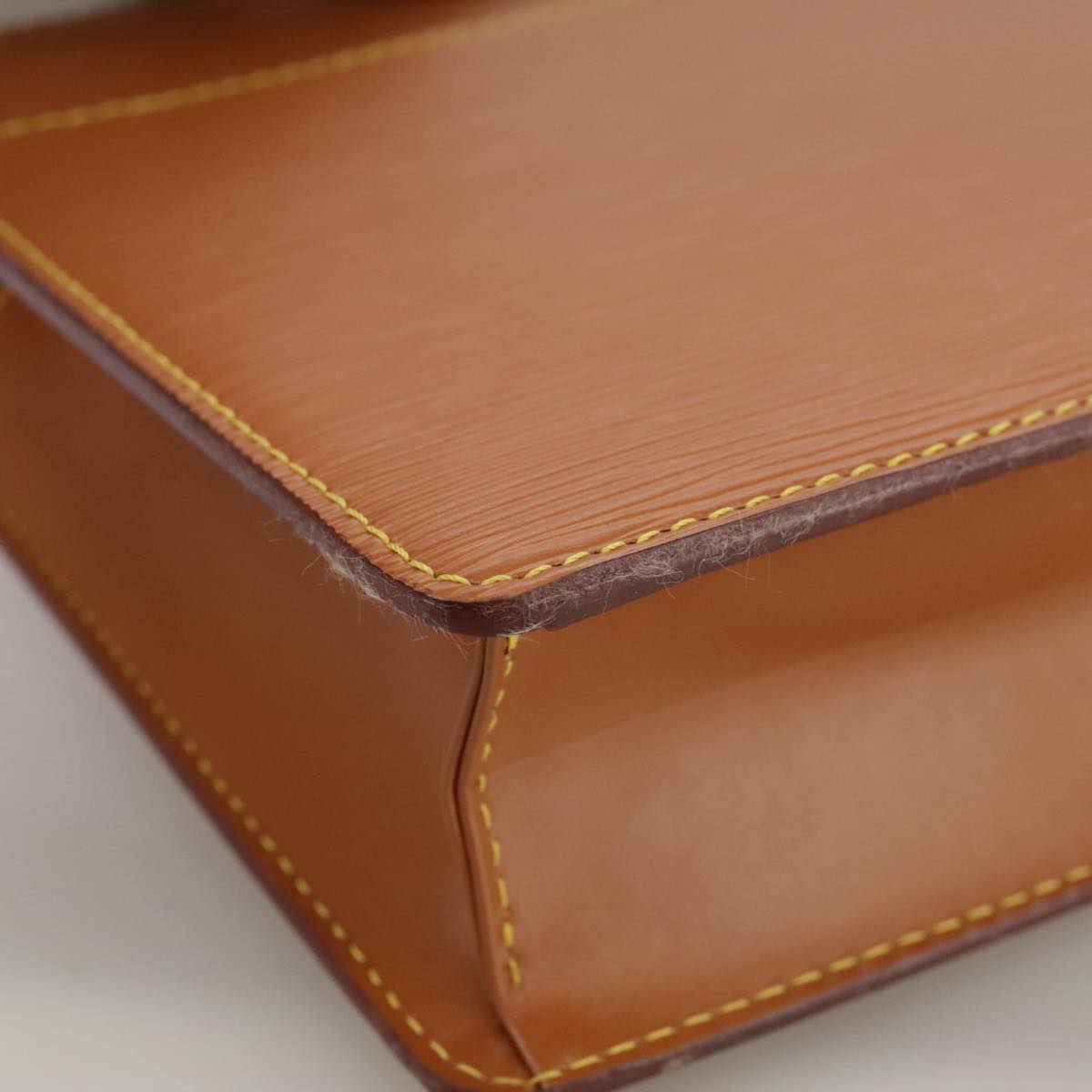 LOUIS VUITTON Epi Pochette Homme Clutch Bag Zipangu Gold M52528 LV Auth th5570